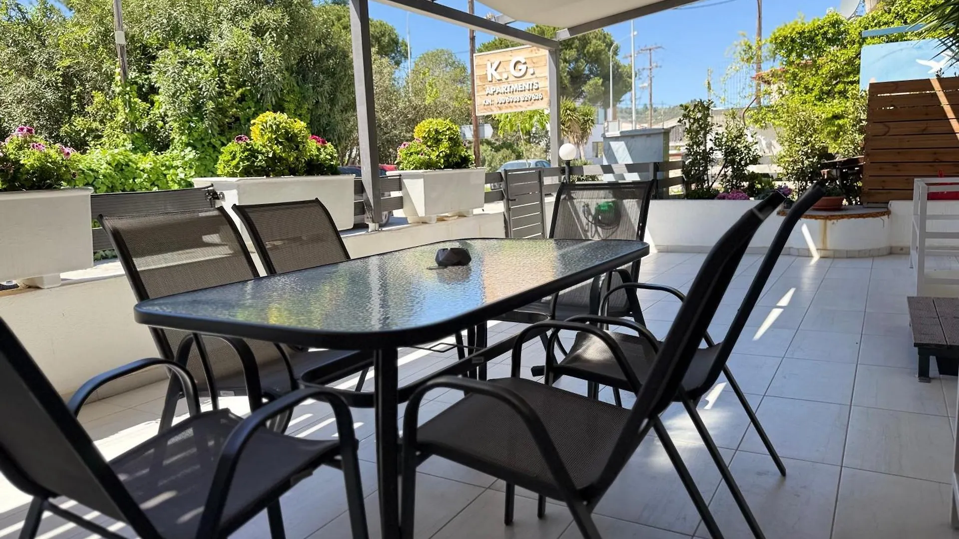 בית נופש פפקוהורי K.G Apartment 2 יוון